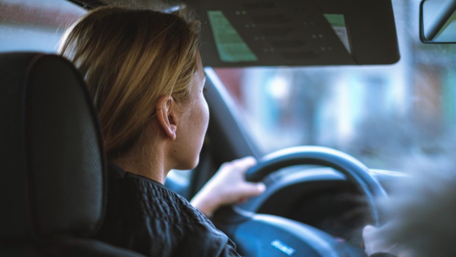 Woman driving car to illustrate new matchmaking tactic